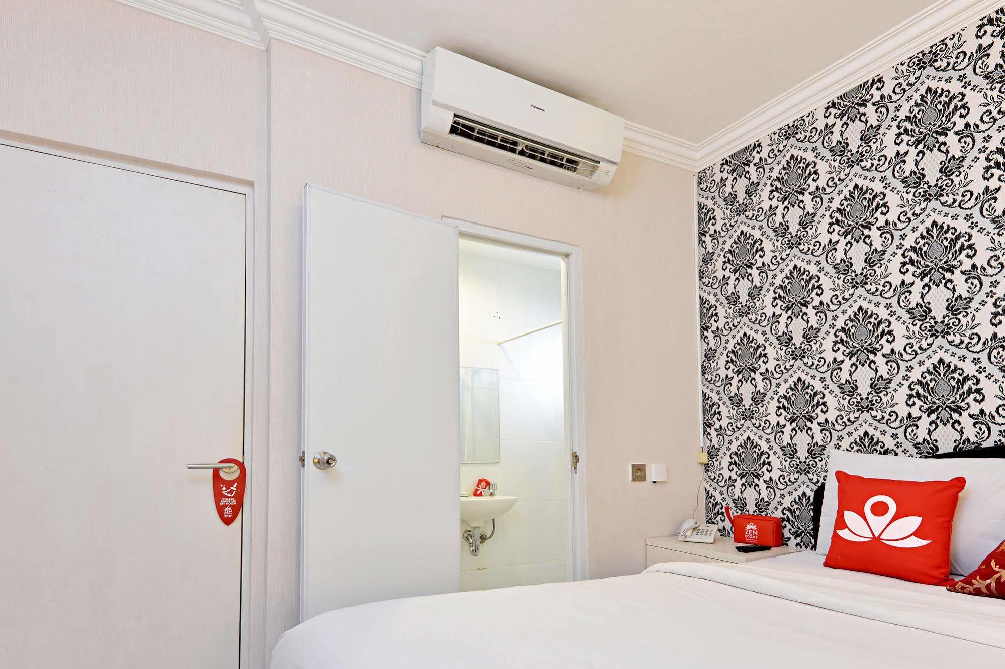 Zen Rooms Basic Tangerang Aeropolis Luaran gambar
