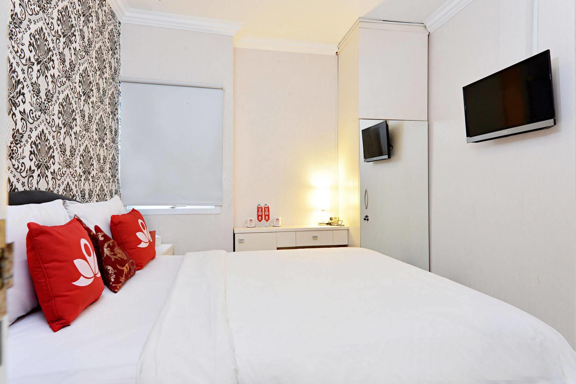 Zen Rooms Basic Tangerang Aeropolis Luaran gambar
