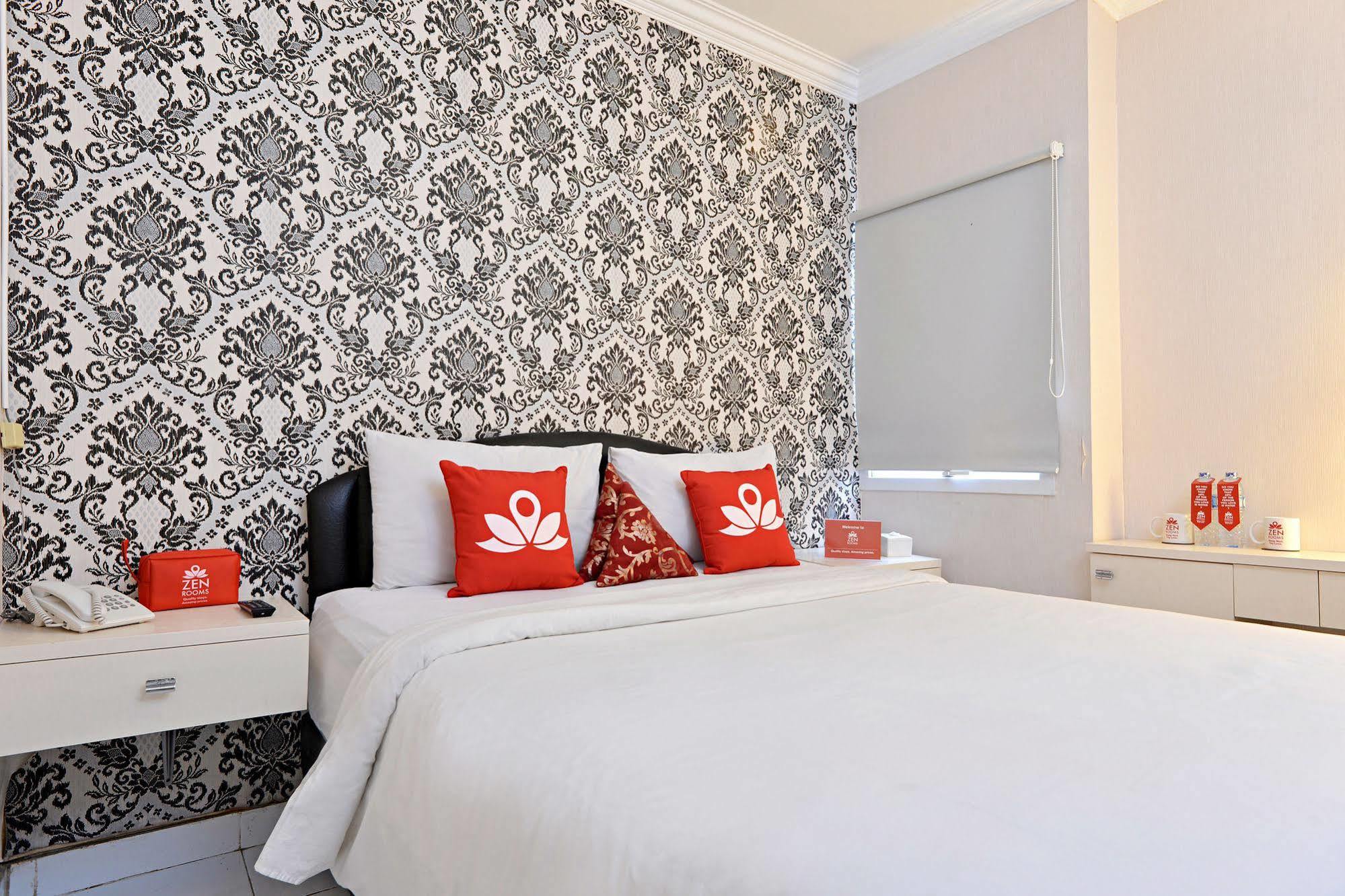 Zen Rooms Basic Tangerang Aeropolis Luaran gambar